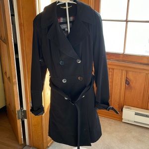 Liz Claiborne Black trench coat Sz M